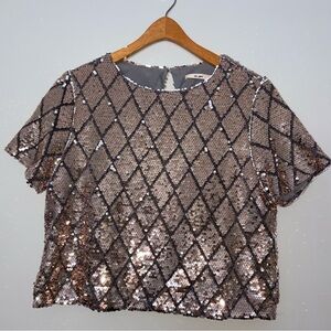 Mi Ami Sequin Embellished Short Sleeve Top